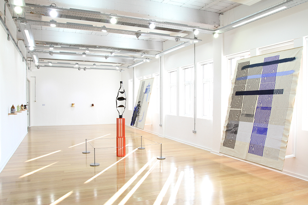 Fay Nicolson, The Decorator and the Thief