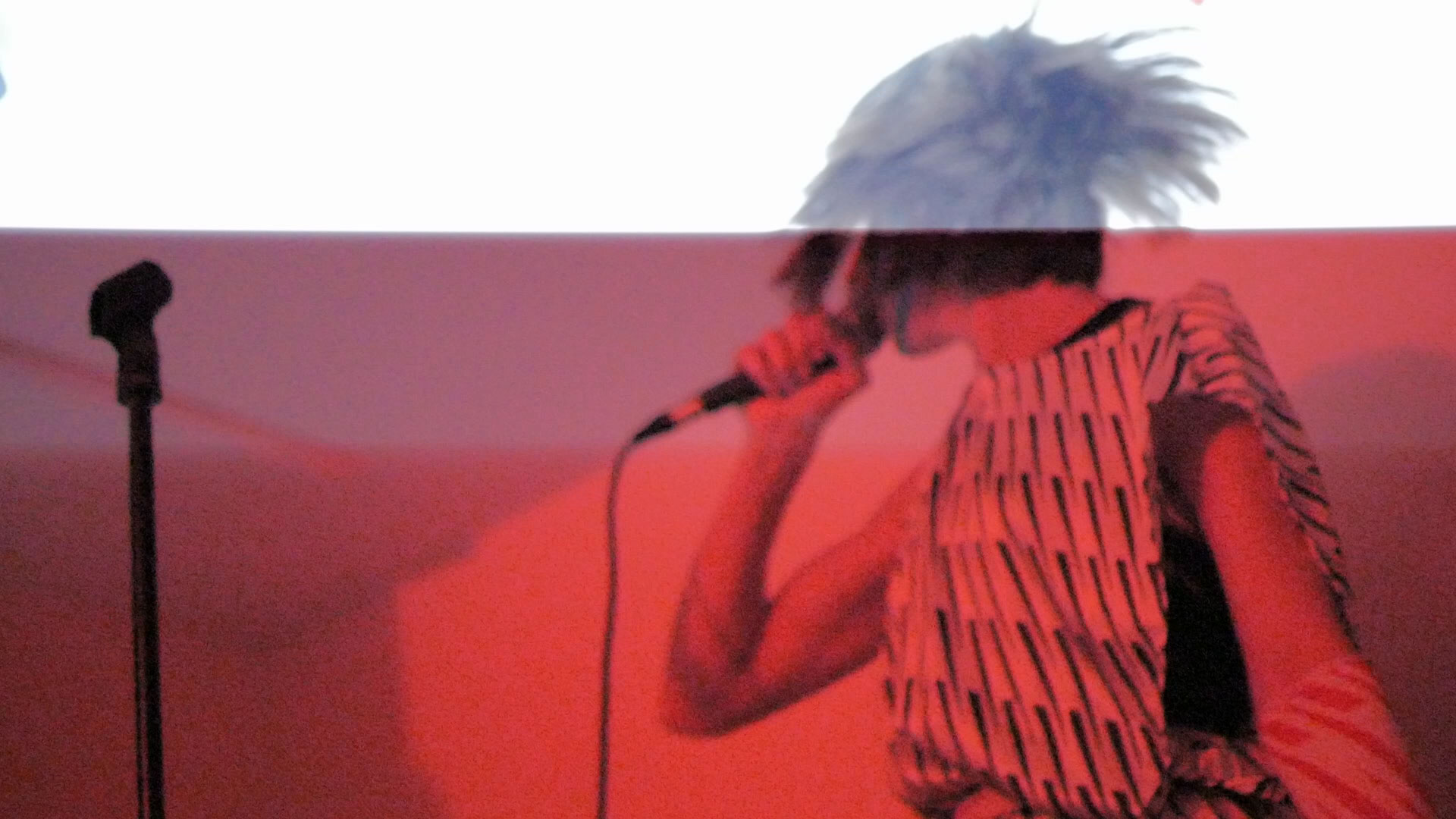 Fay Nicolson, Shake it Loose and Let it Fall, Kelder, UK, 2018